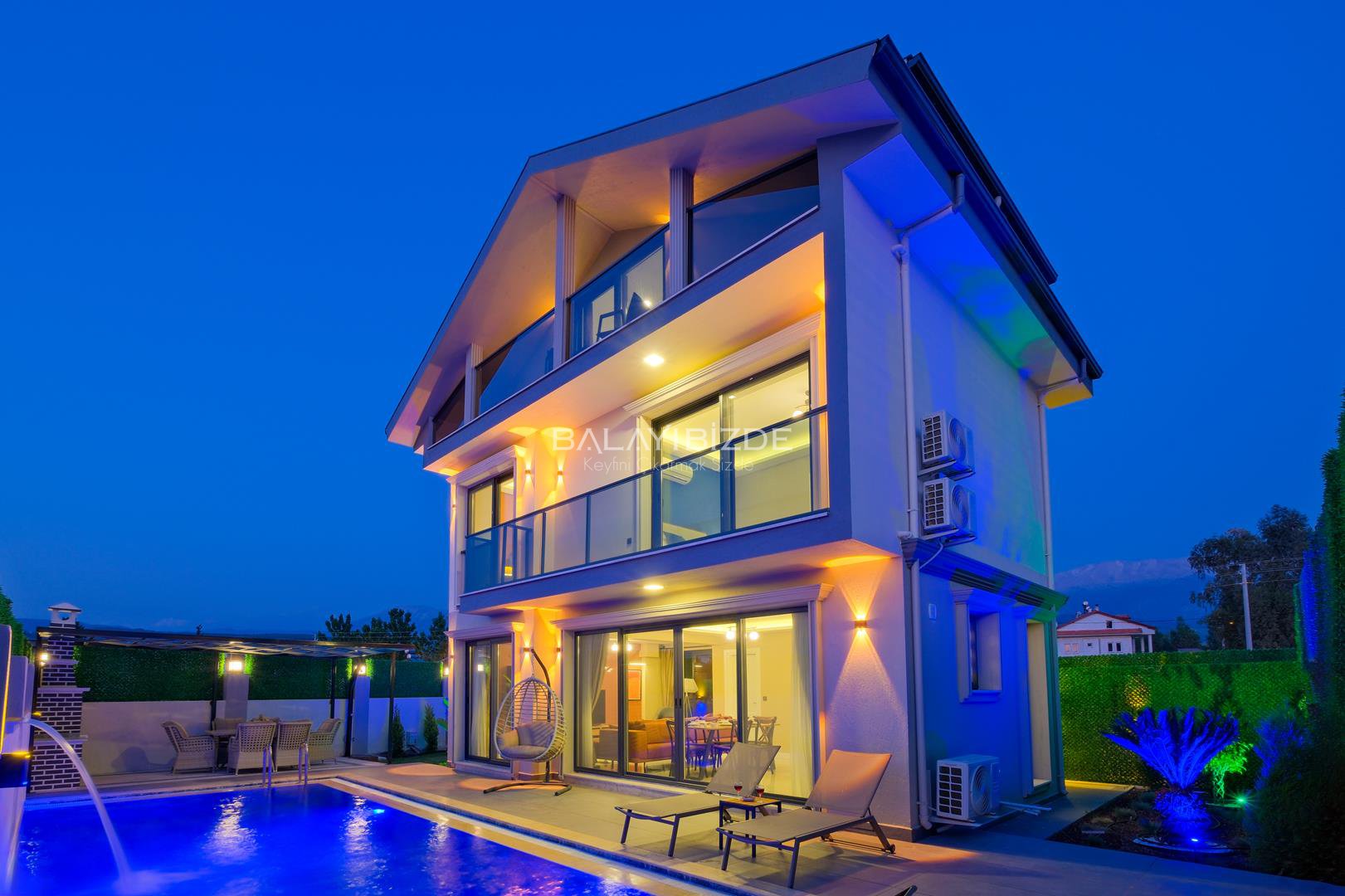 Villa Kum Saati