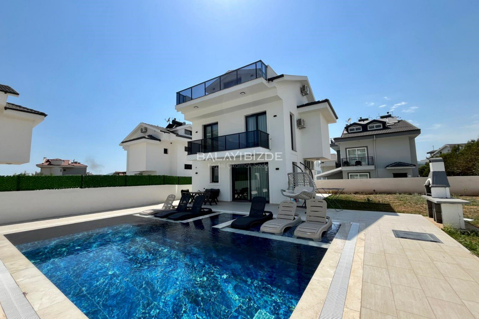 Villa Pachira 2