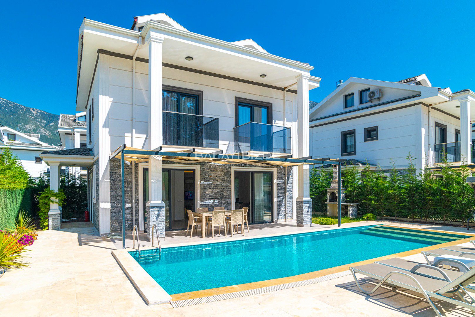 Villa View