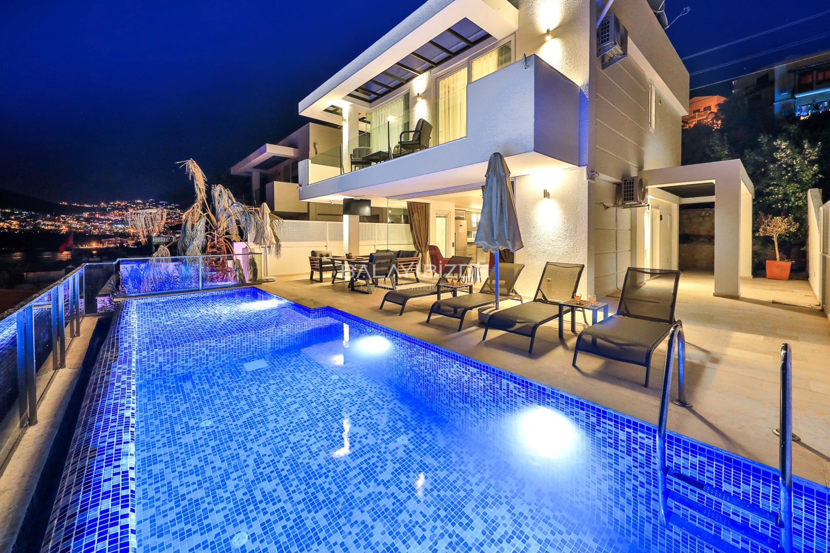 Villa Zaya