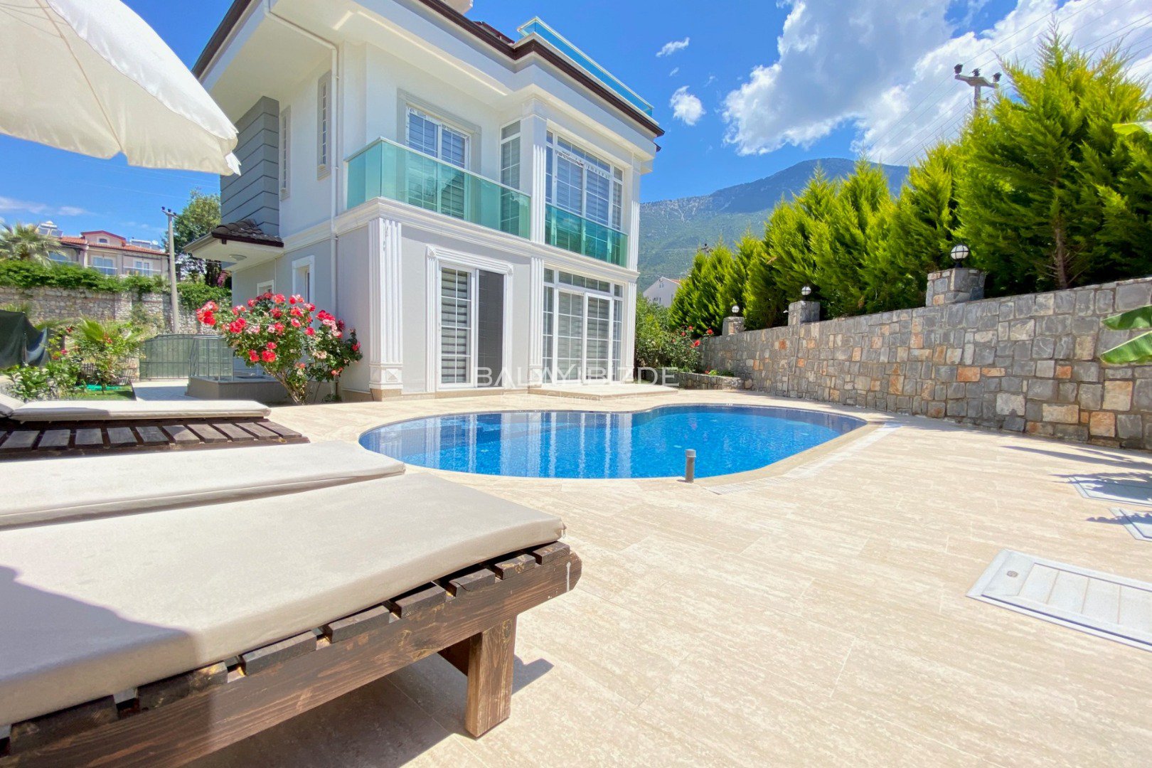 Villa Urartu