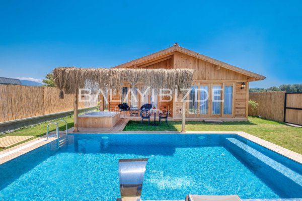 Villa Ateş Trio