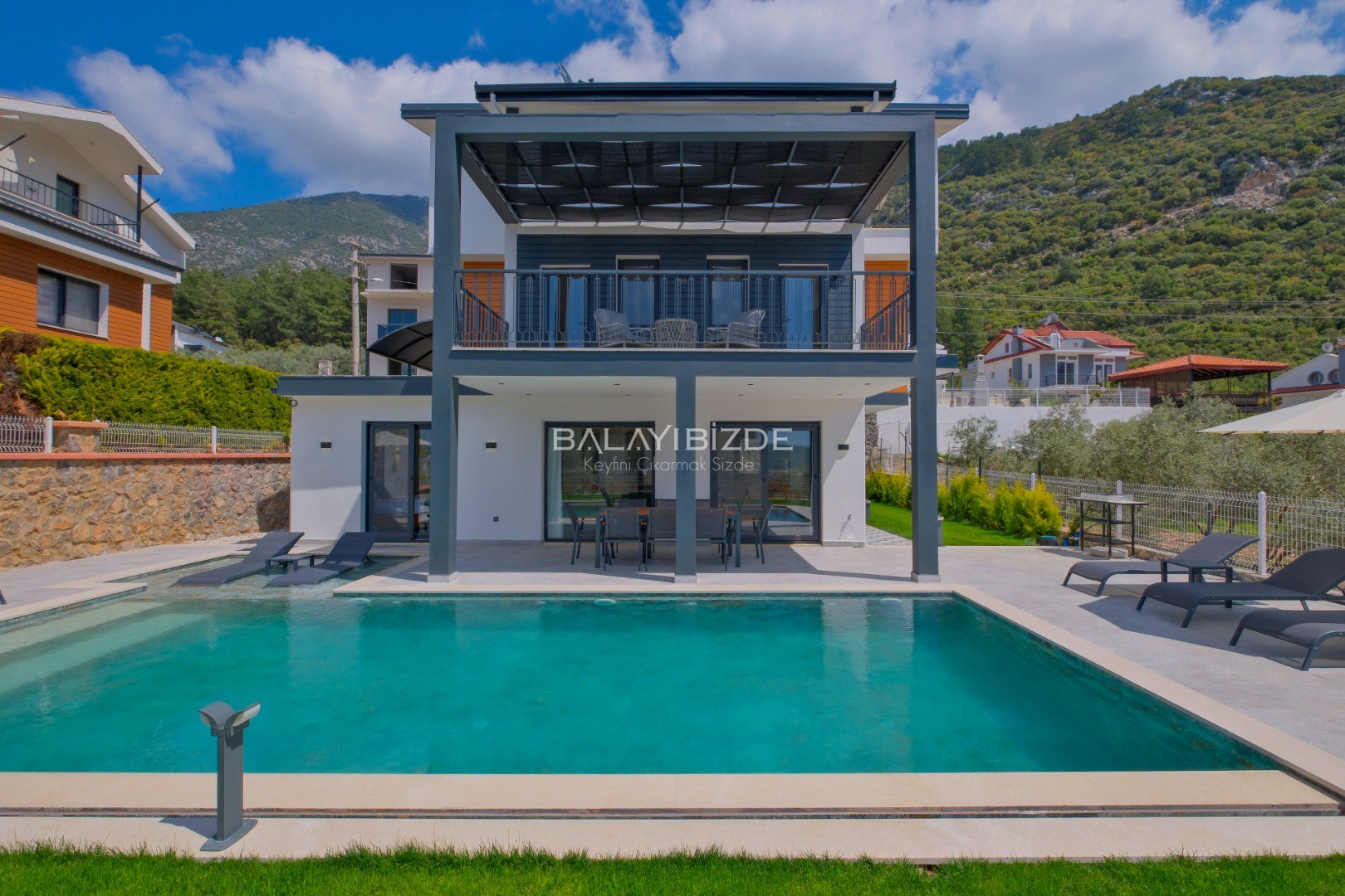 Villa Toharya 2